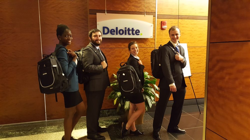 Deloitte-group-with-name-and-backpacks