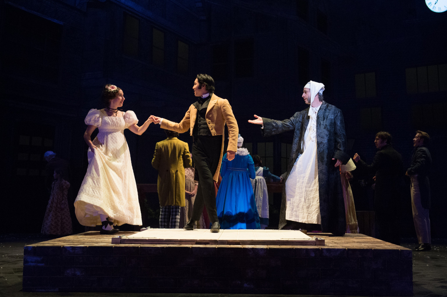 Ring In the Season With Gustavus Alumni at the Guthrie’s Christmas Carol